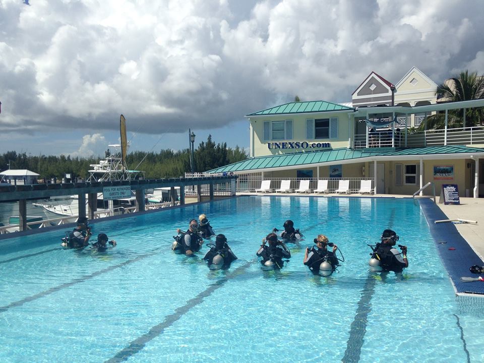 UNEXSO Dive Shop Scuba Diving Bahamas