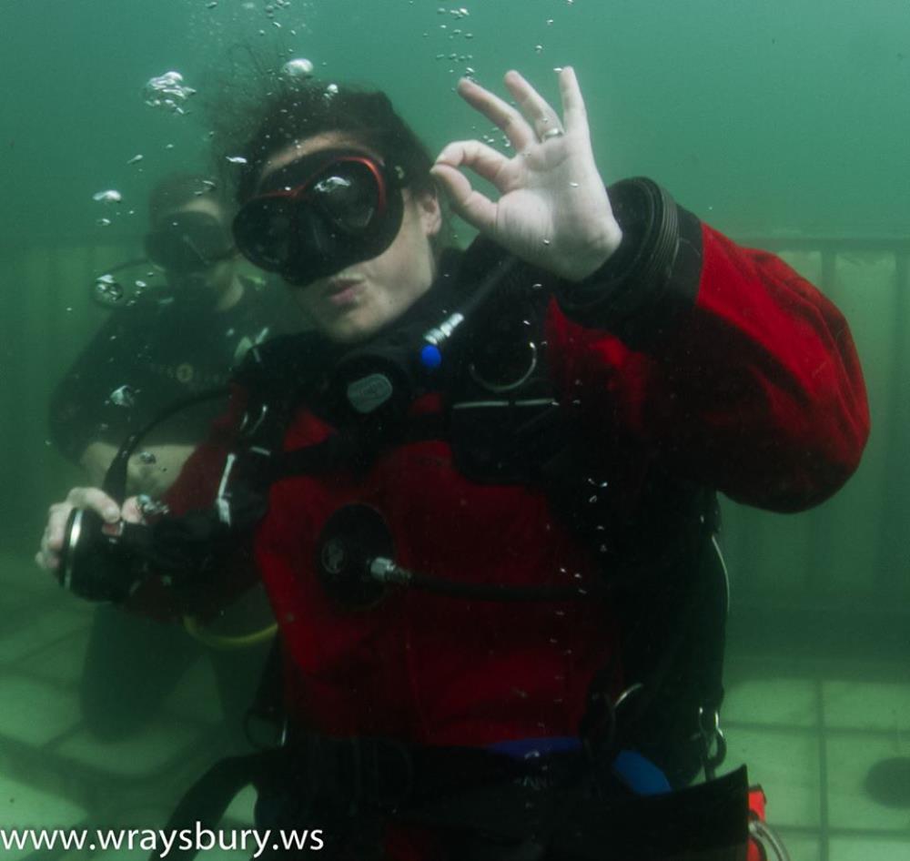 Wraysbury Dive Center Dive Shop Scuba Diving Courses UK