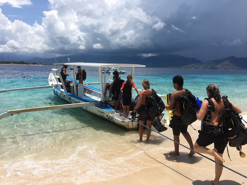 Gili Meno Divers Scuba Dive Shop in Purwokerto Dive Indonesia