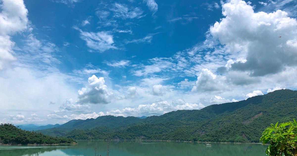 南化水庫｜青山綠水，空氣清爽，水源保護區，適逢大雨過後，有機會觀賞溢洪道洩洪壯觀景色！