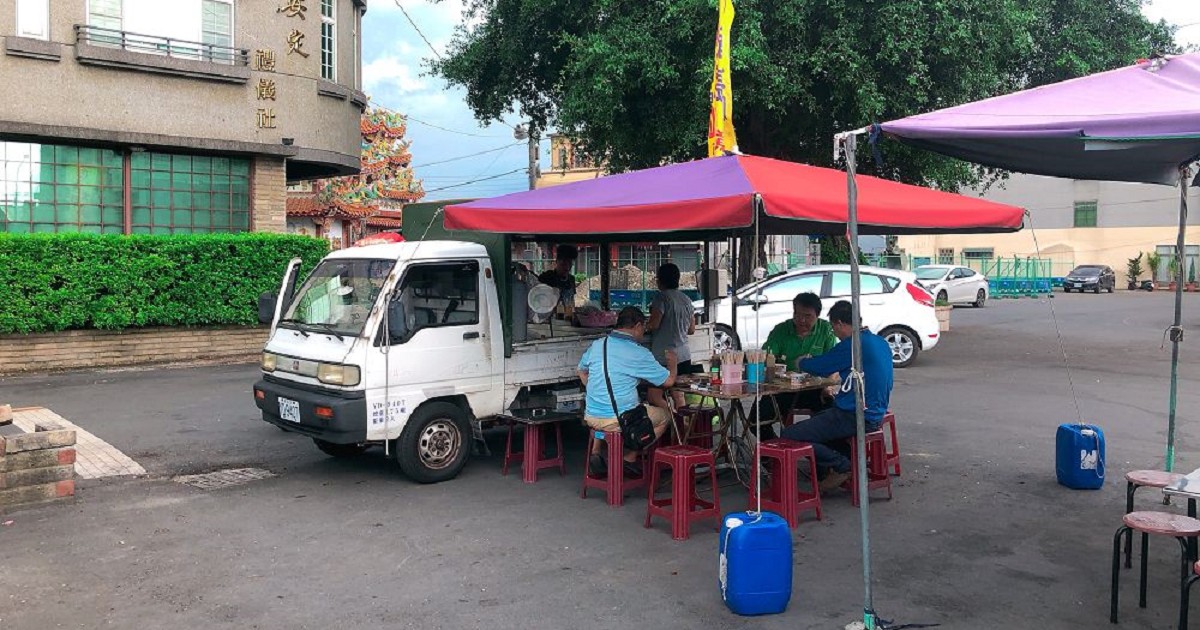 人生本無常(大腸包小腸)｜黑輪、大腸包小腸、關東煮絕對就是屬於我們台灣人專屬的下午茶。