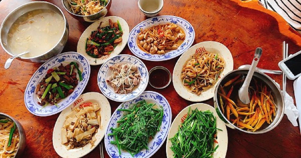 廟口粄條｜傳承客家傳統的滋味，以獨家秘方精緻的菜餚，滿足饕客的味蕾。