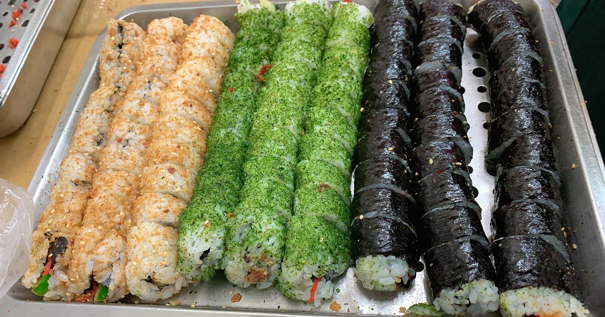 台南素食早餐｜新民生鮮素食店，安南區國安街菜市場的中西日式的素食早餐攤！