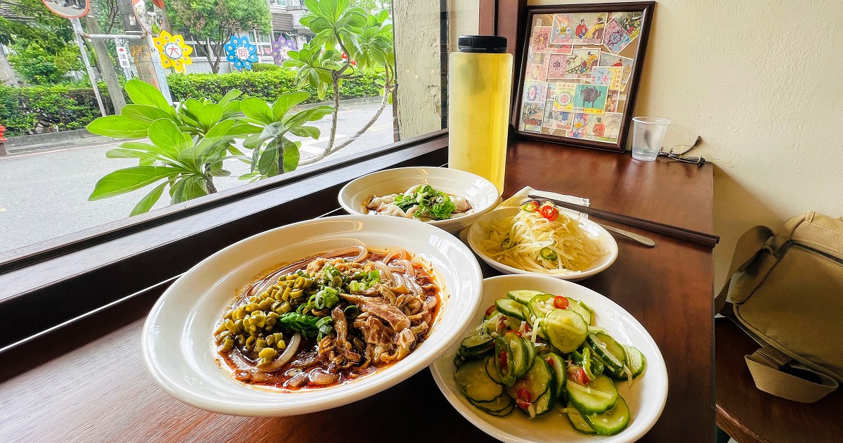 叁號川味小館「叁號店」｜巷弄裡沒有招牌，賣得是超級道地的重慶酸辣粉，麻、辣、香的好味道讓人意猶未盡！
