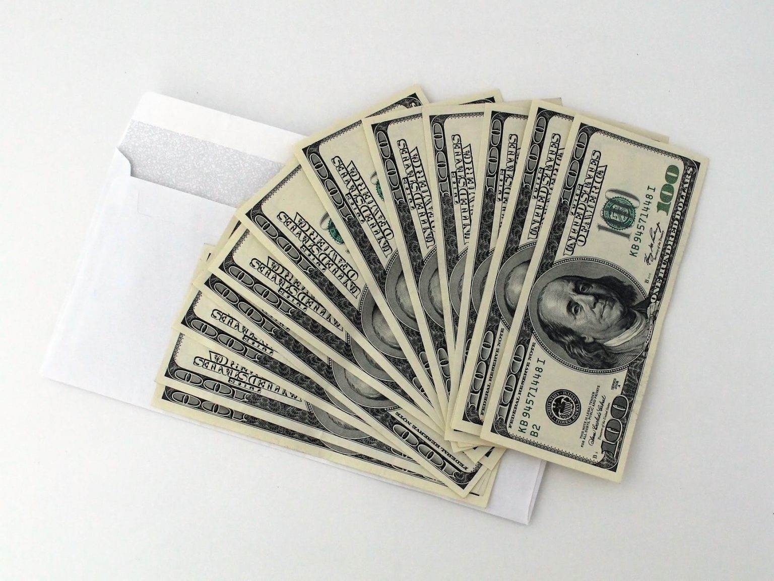Why the dollar could lose reserve currency status