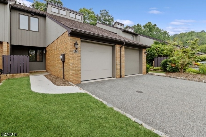Spring Brook Townhome and Condo Community Morris Township NJ Morris County Townhomes and