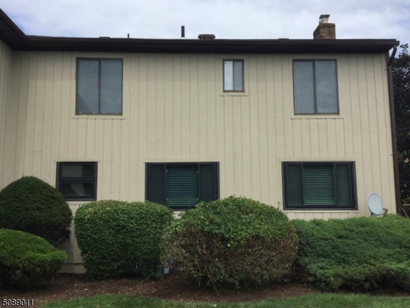 Hearthwood Village Townhome and Condo Community Florham Park Borough