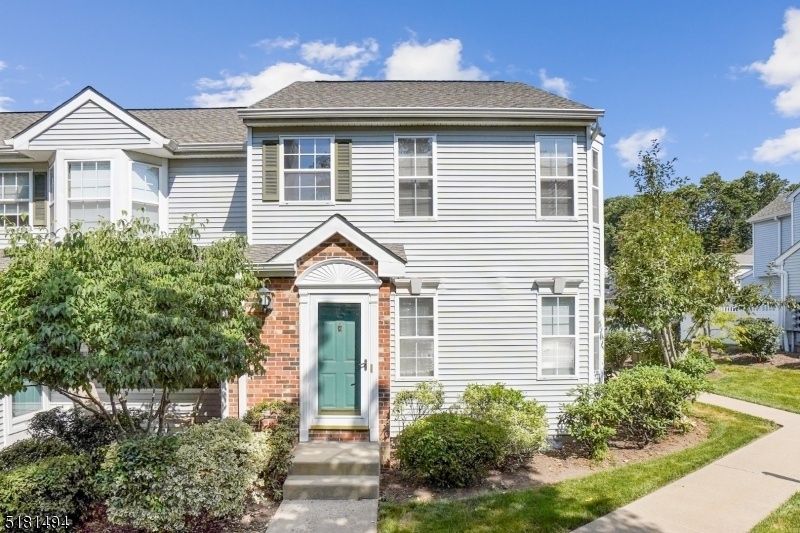 Eden Lane Condo and Townhome Listings for Sale in Hanover NJ