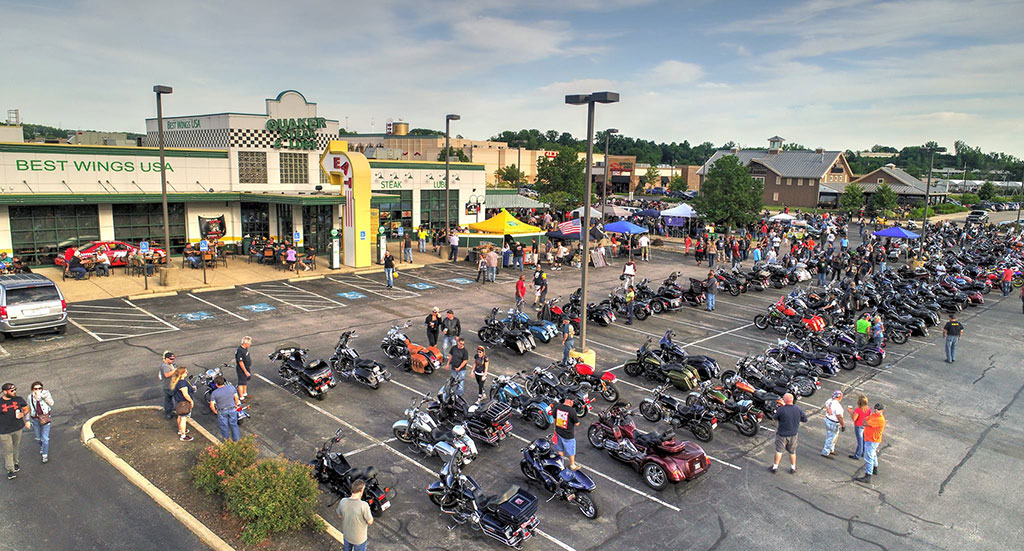 Quaker Steak & Lube Giving Back To Communities