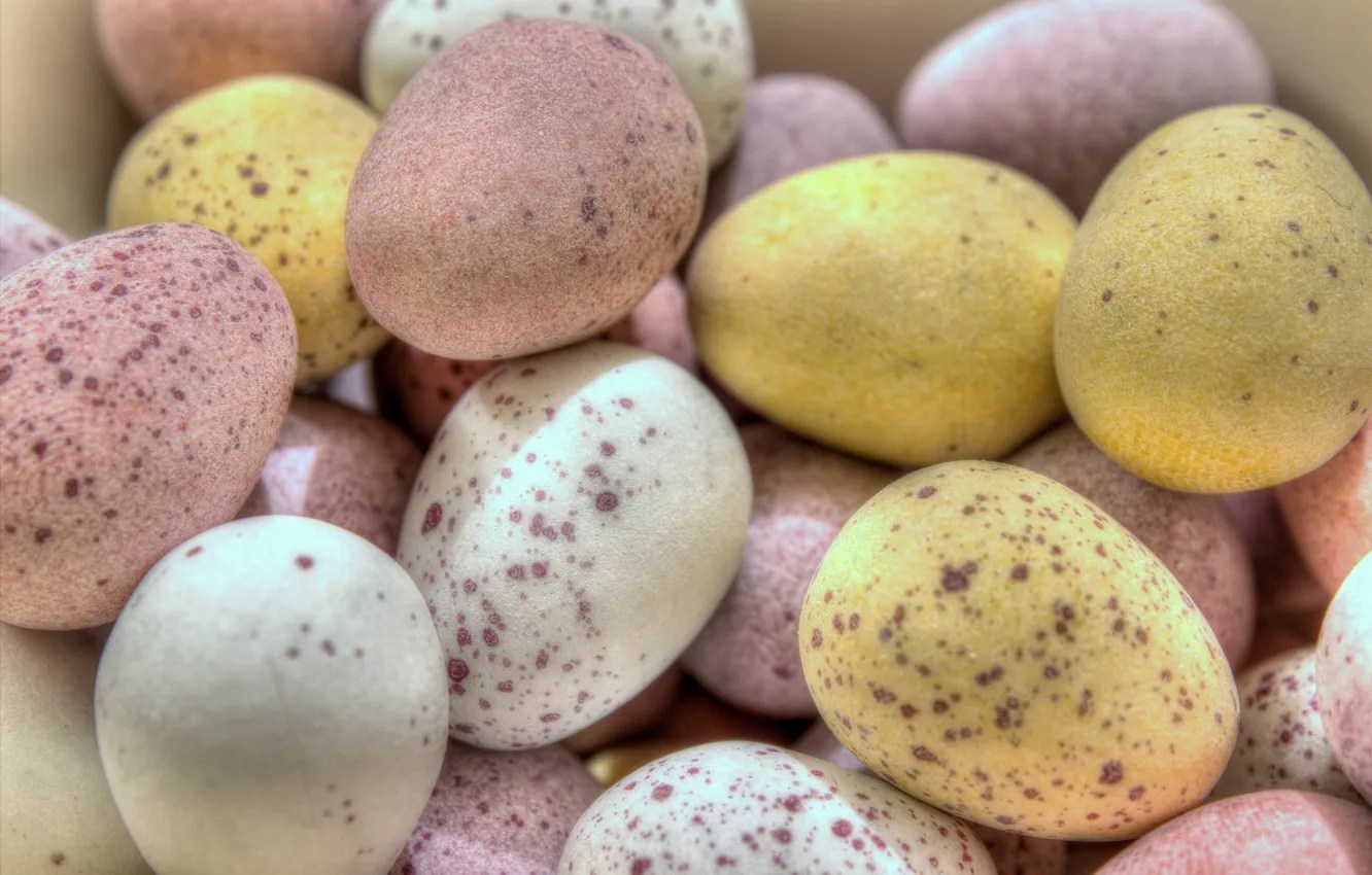 Wallpaper holiday, Easter, Cadburys Mini Eggs for mobile and desktop