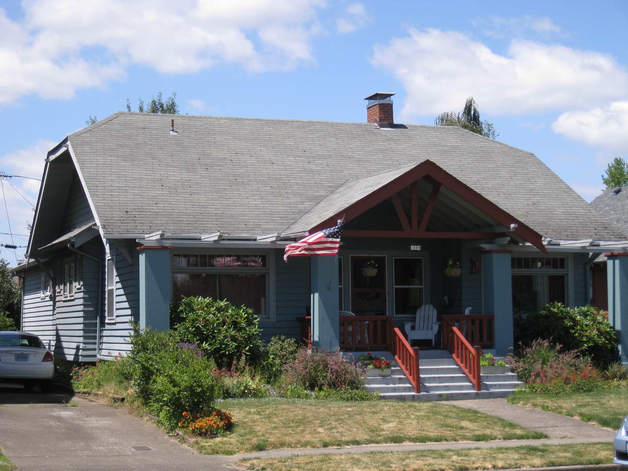 Craftsman Bungalow Residences (1089 High Street SE) Gaiety Hill/Bush