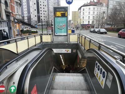 Porte De Hal Metro De Bruxelles Saint Gilles Bruxelles Capitale