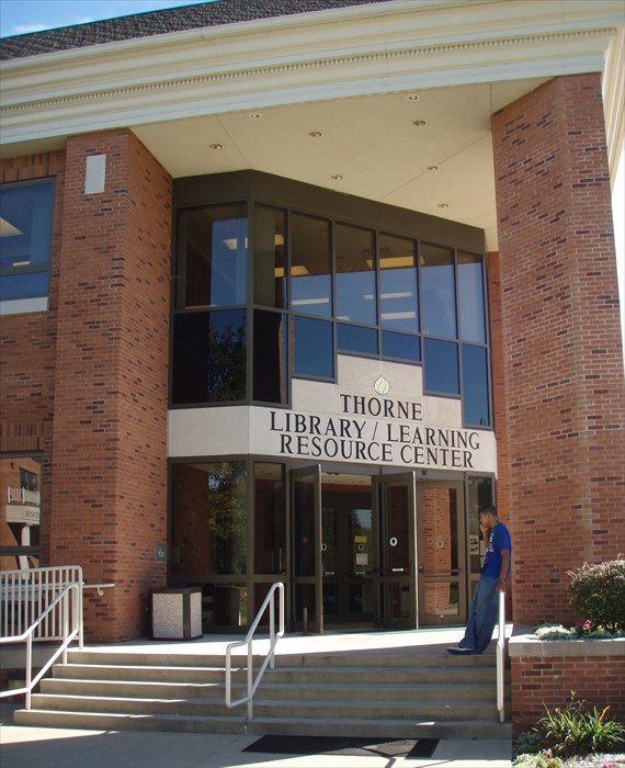 Thorne Library, Mount Vernon Nazarene University Mt. Vernon, OH Libraries on