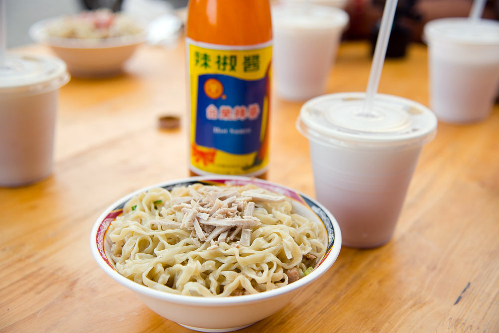 【澎湖小吃美食】案山排骨麵 – 你不可不知的澎湖在地人必吃隱藏版早餐美食，這是這味最合澎湖人的胃口！