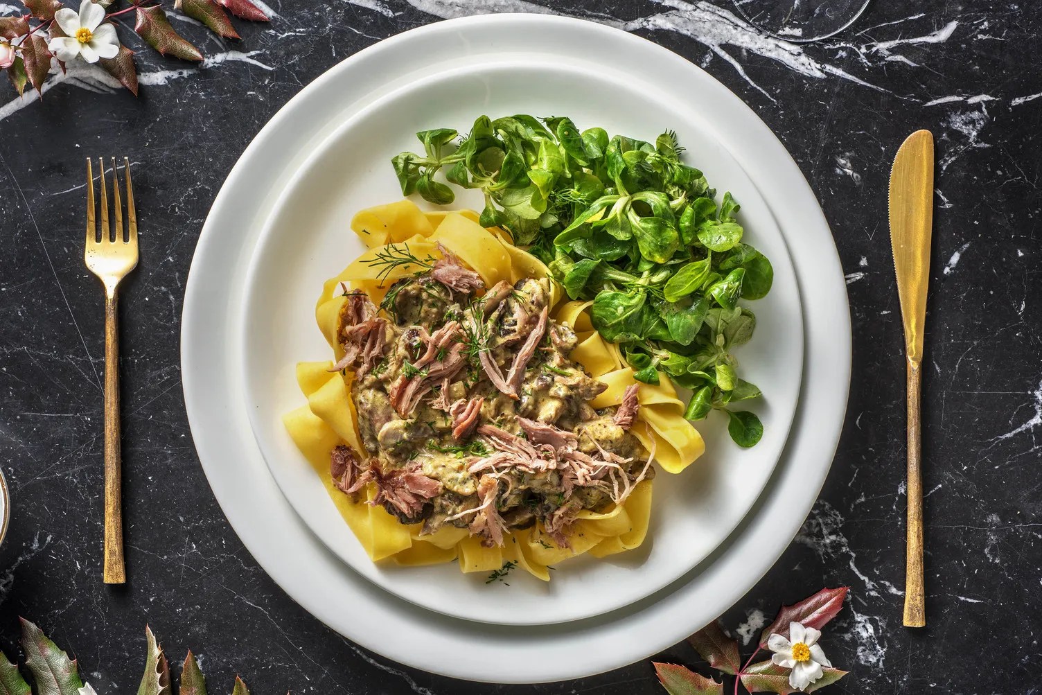 Verse pappardelle met gekonfijte kip Recept HelloFresh