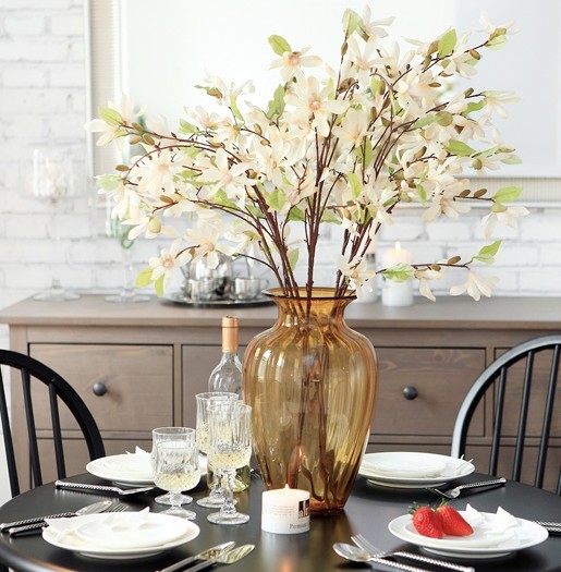 Ausverkauft Magnolie Seidenblumen, winzige Glas Vase(Bernstein