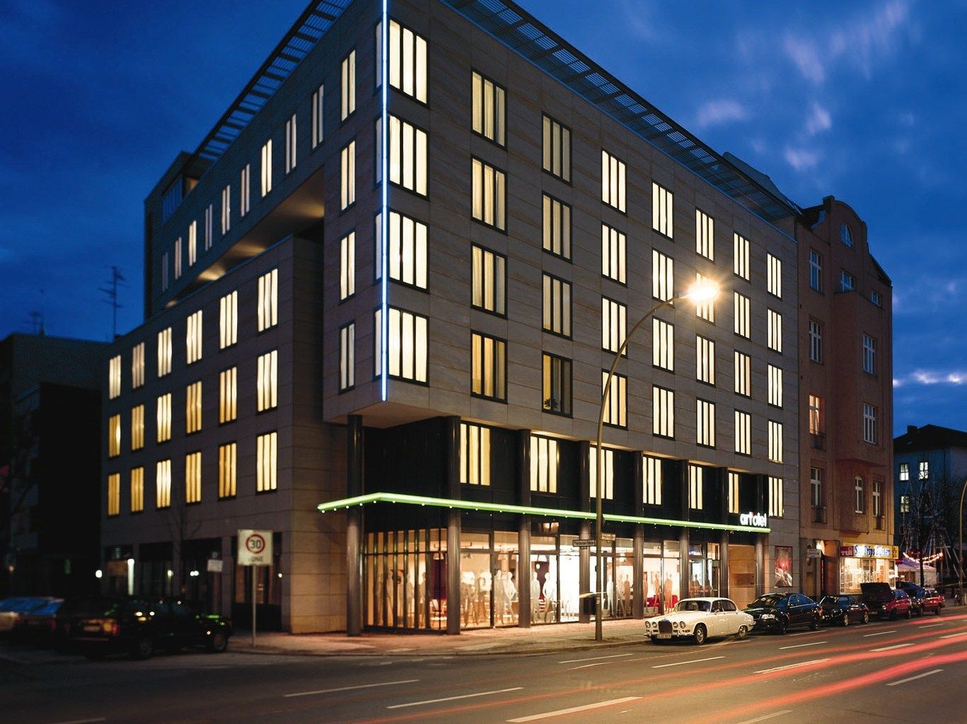 art'otel berlin kudamm i Berlin Bestill de beste tilbuden!
