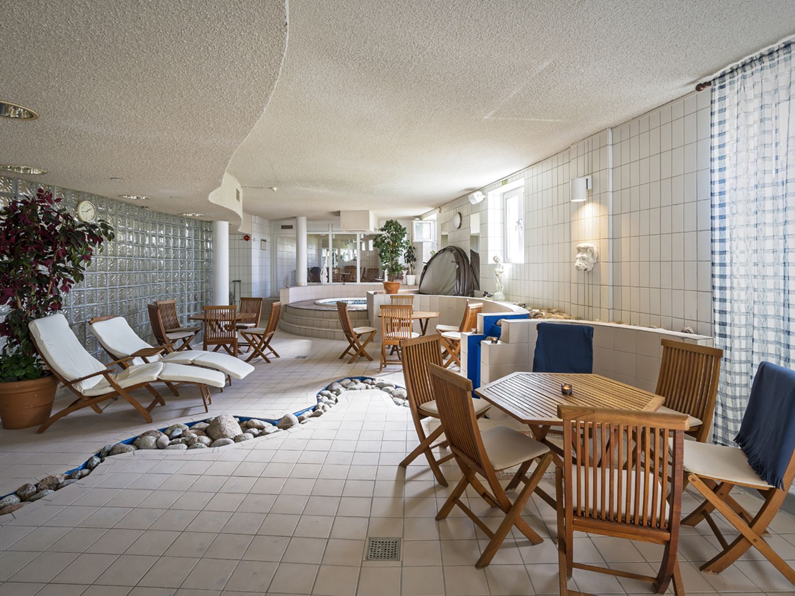Haga Slott i Enköping Boka de bästa erbjudandena!