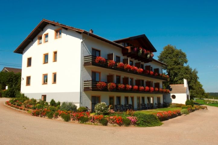 Hotel Seeblick i Bad Endorf Boka de bästa erbjudandena!