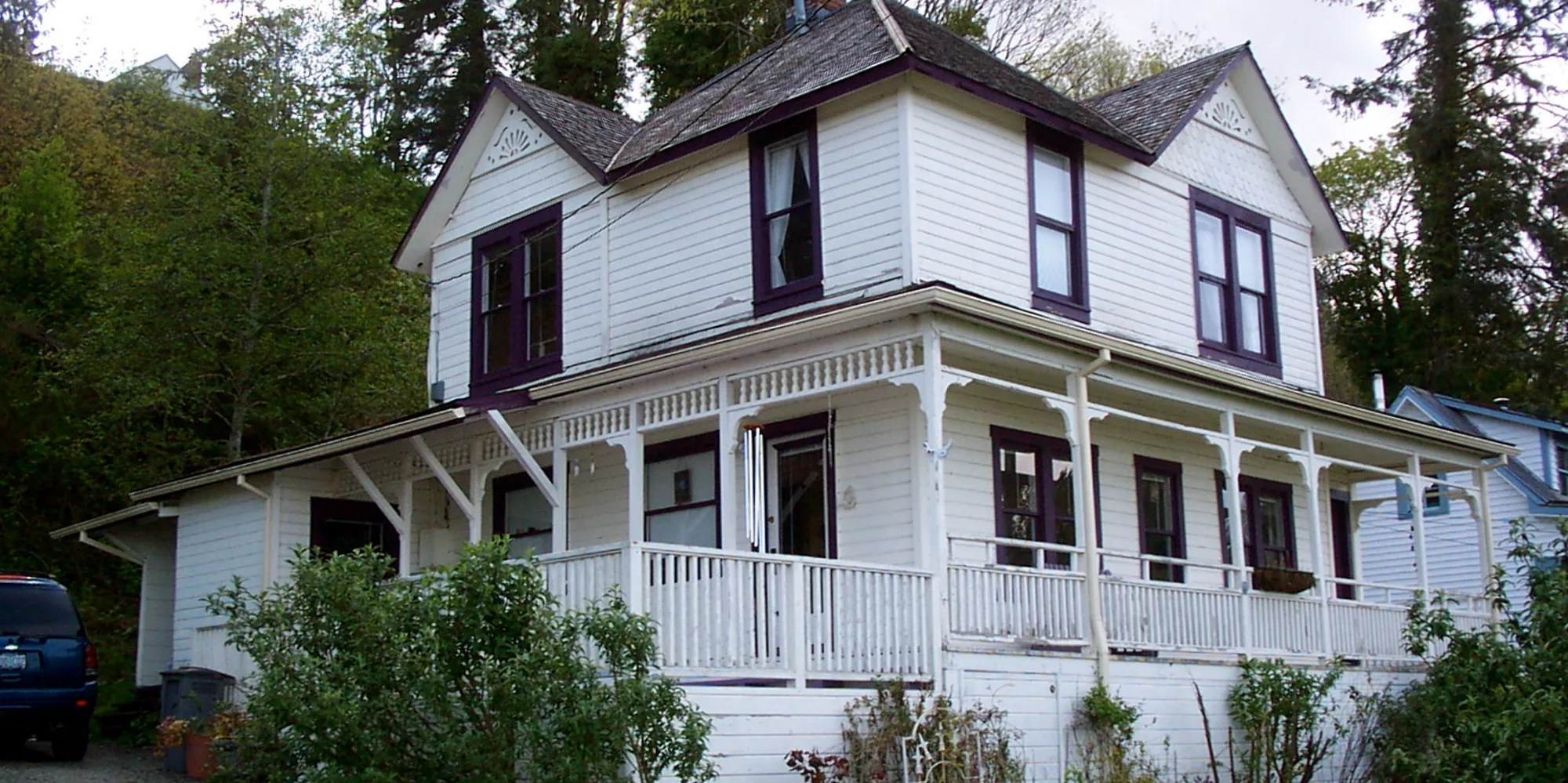 'Goonies' House Owner Is Fed Up, Wants Tourists To Shuffle Off The