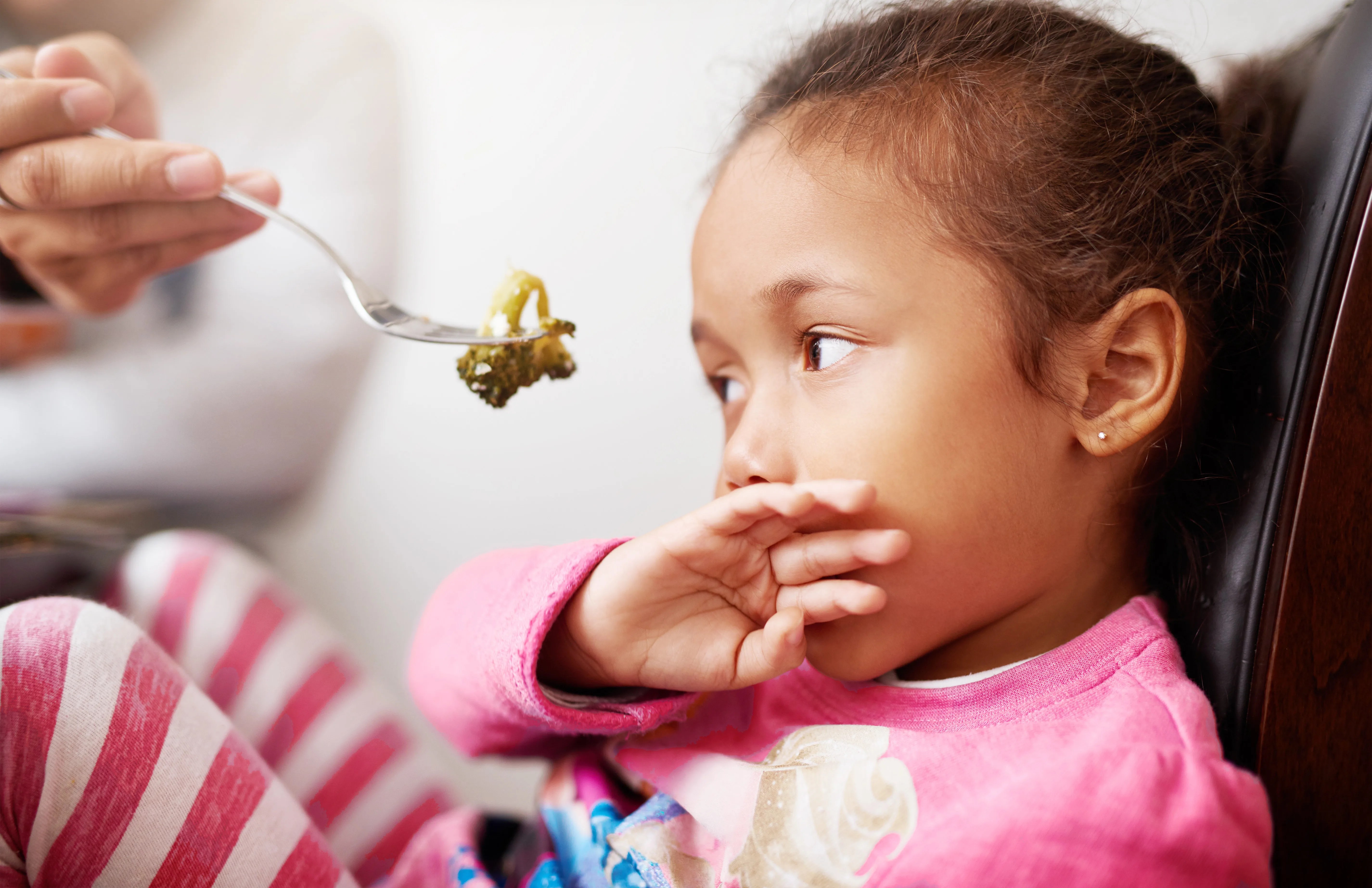 I'm A Paediatrician And This Parent's Advice For Mealtimes Is *Chef's Kiss*