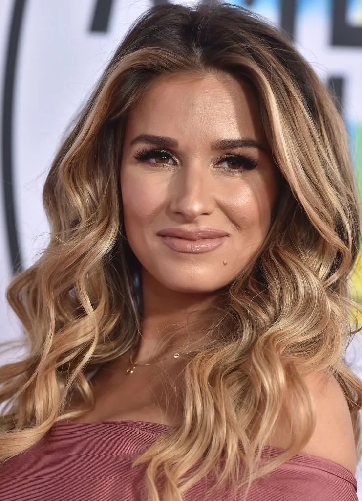 Jessie James Decker Hair Perfume Jessie James Decker = hair goals