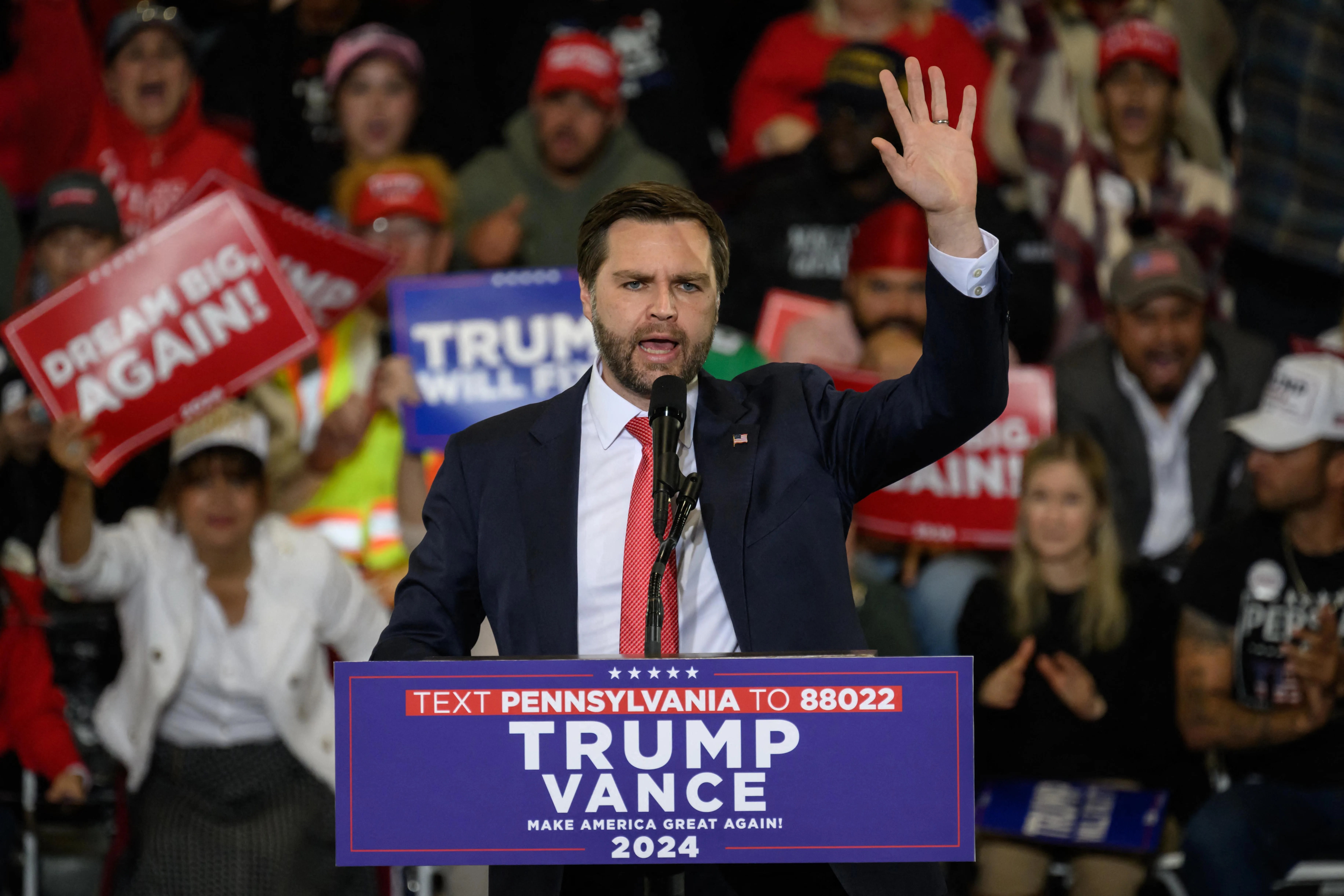 JD Vance Utterly Trashed Over 'Jaw-Dropping' Closing Insult Of Kamala Harris