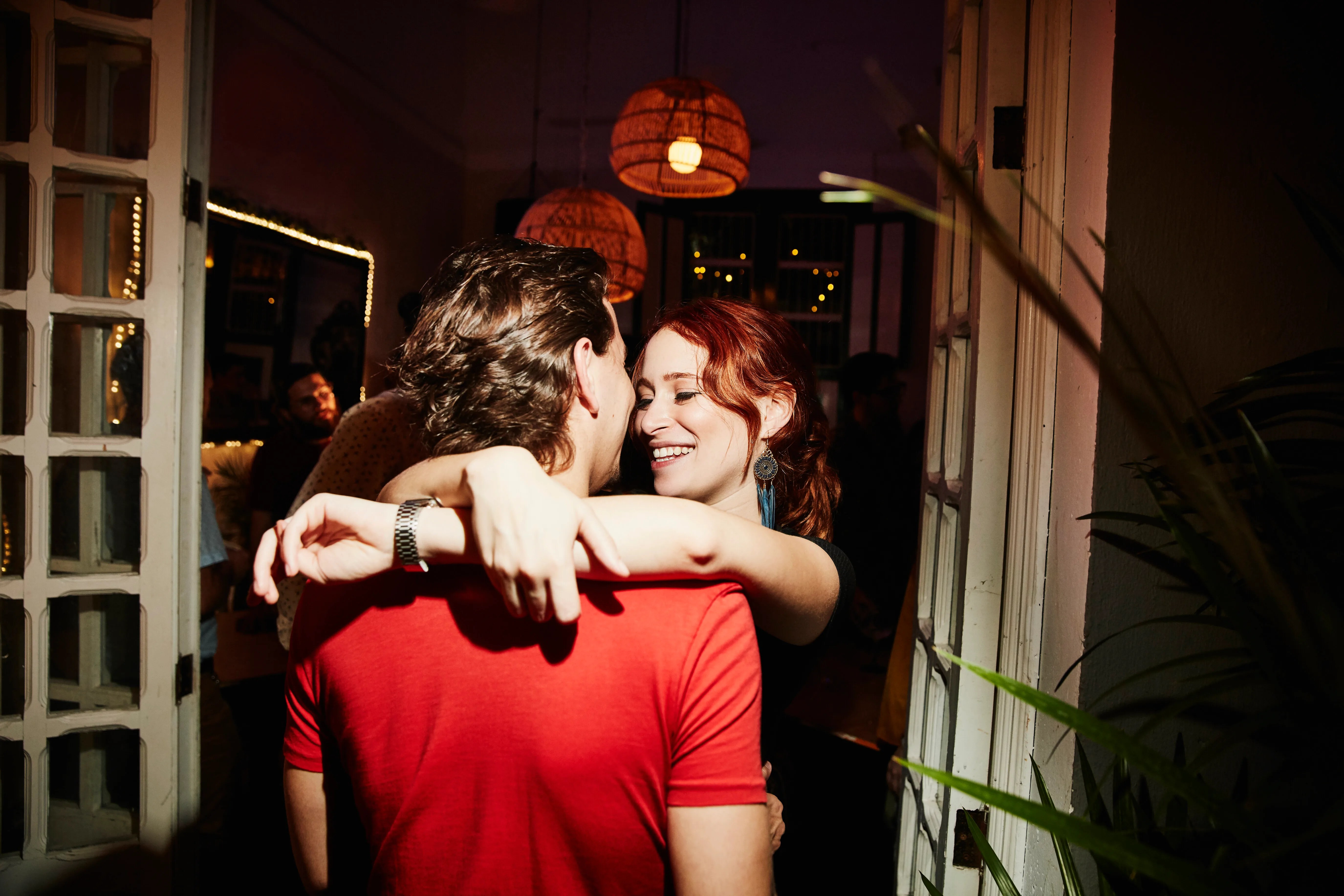 Is 'Micromance' The Key To Happiness In Relationships?