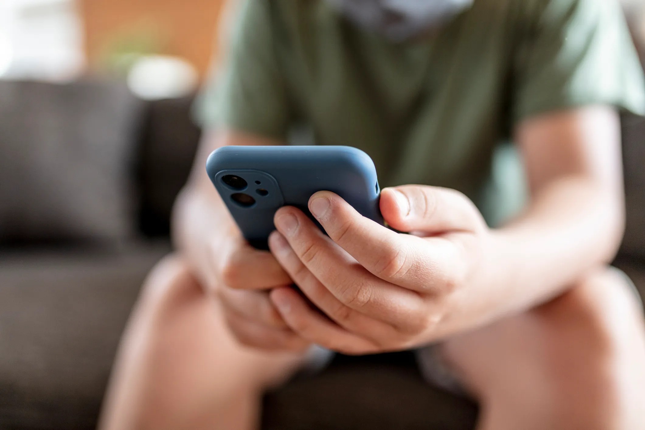 Teens Are Dating AI Chatbots – Experts Have 2 Main Concerns
