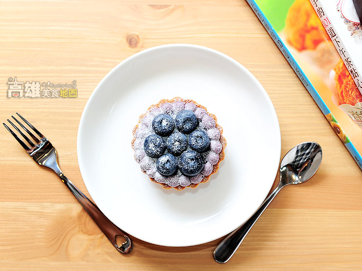 小螞蟻手作烘焙坊｜高雄在地甜點塔、彌月禮盒推薦