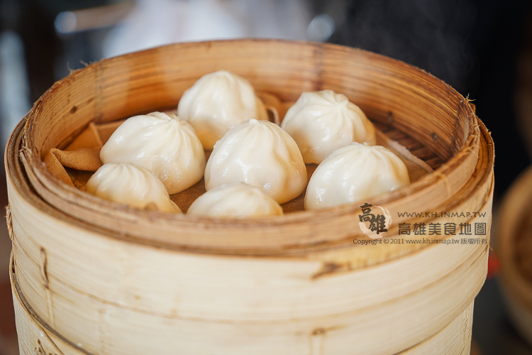 【楠梓區】要挾著特調蒜醬吃的港都金口福