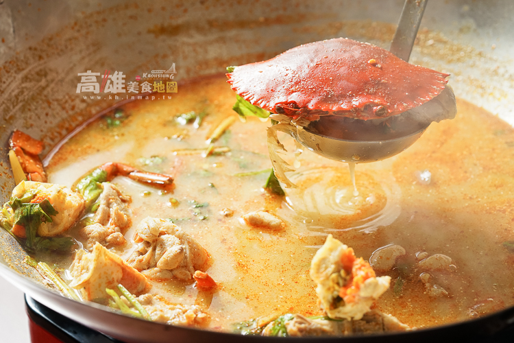 黃師父雞煲蟹｜高雄火鍋餐廳推薦