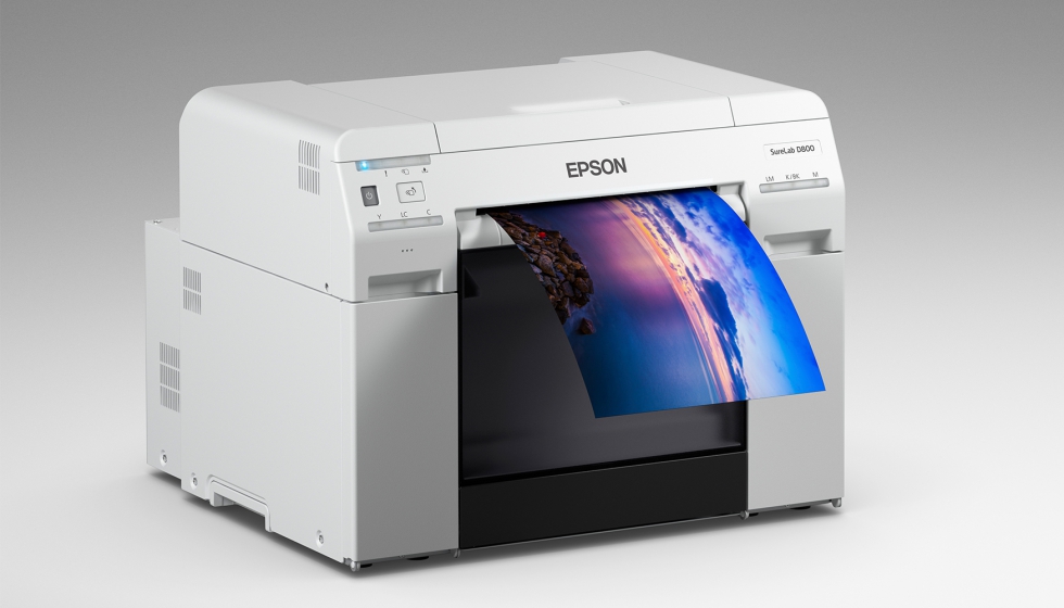 Epson lanza una impresora fotográfica comercial compacta que admite una