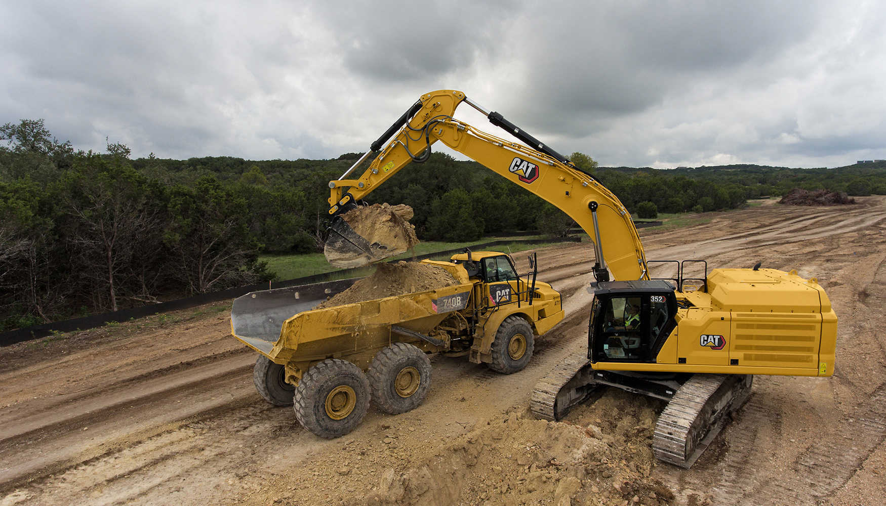 Caterpillar incorpora nuevas excavadoras de cadenas a su gama pesada