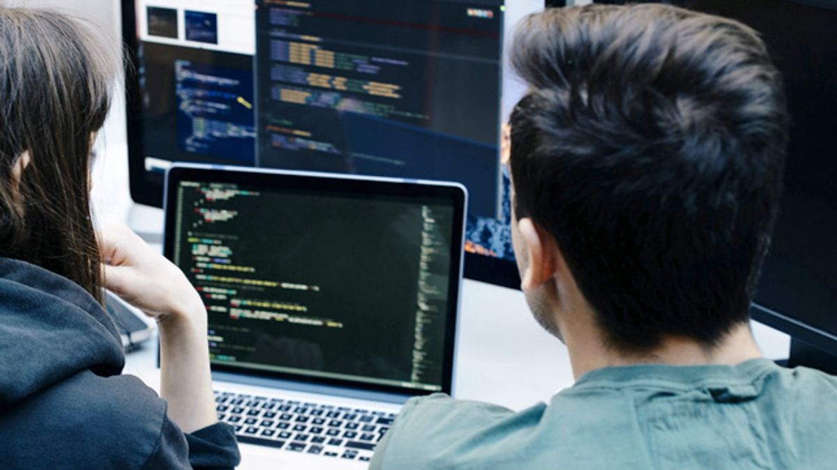 Free Online Coding Courses for Computer Experts