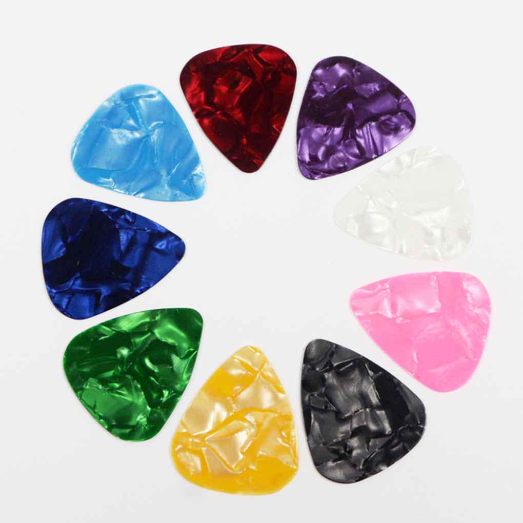 10pcs 0.46mm Ukulele Guitar Picks Color Guitar Picks Heart Shape Random