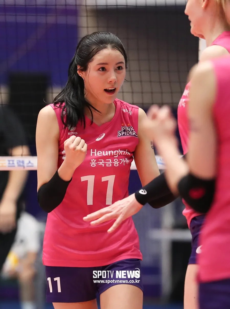 South Korean "Volleyball Twins" Player Lee Da Young Confronts Domestic Abuse And Infidelity