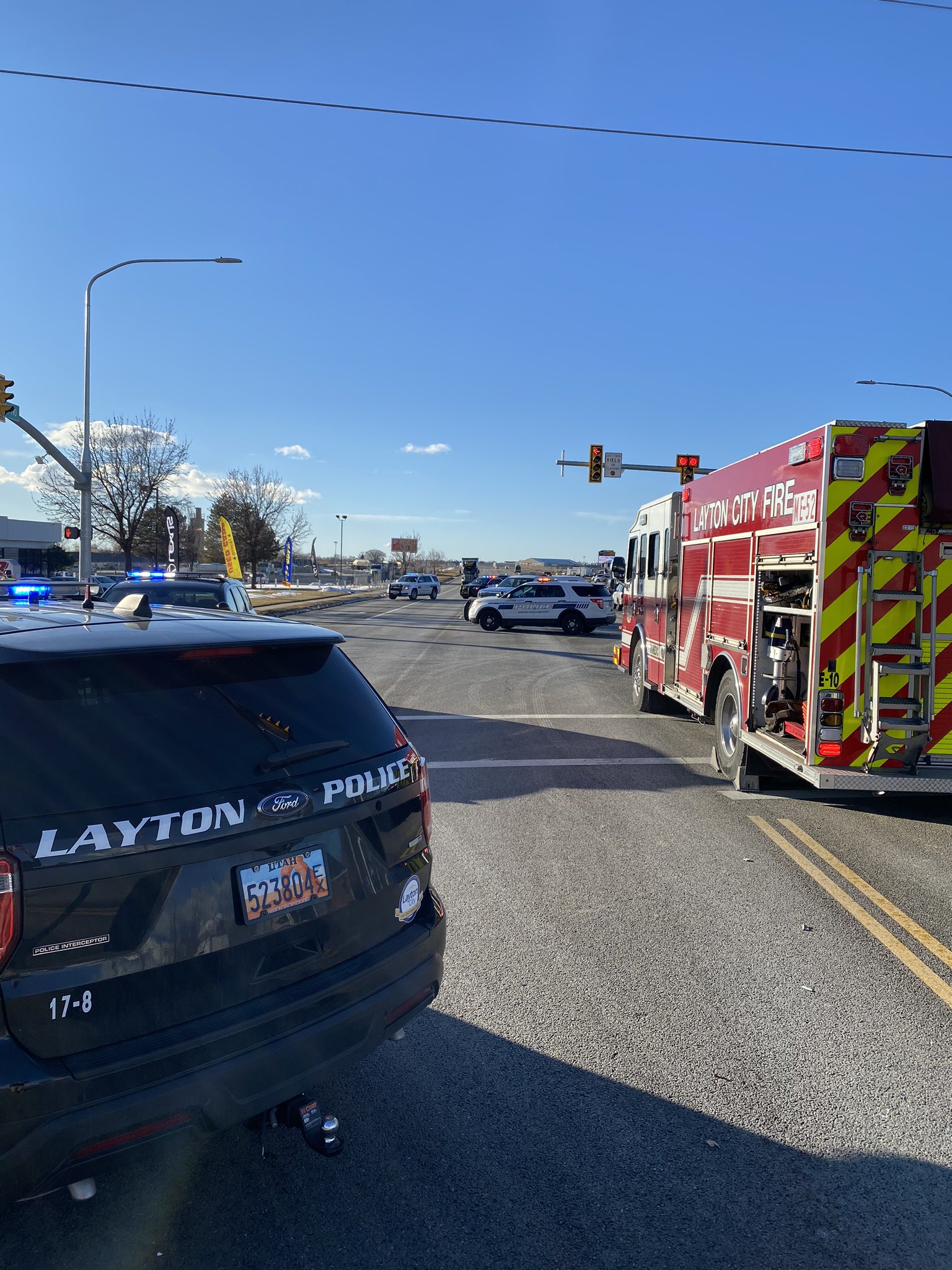 2 people transported by ambulance after crash in Layton