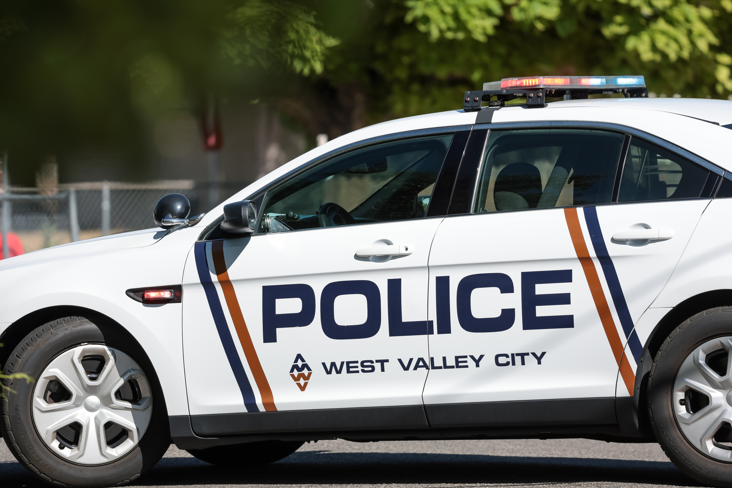 Man stabbed during fight in West Valley City