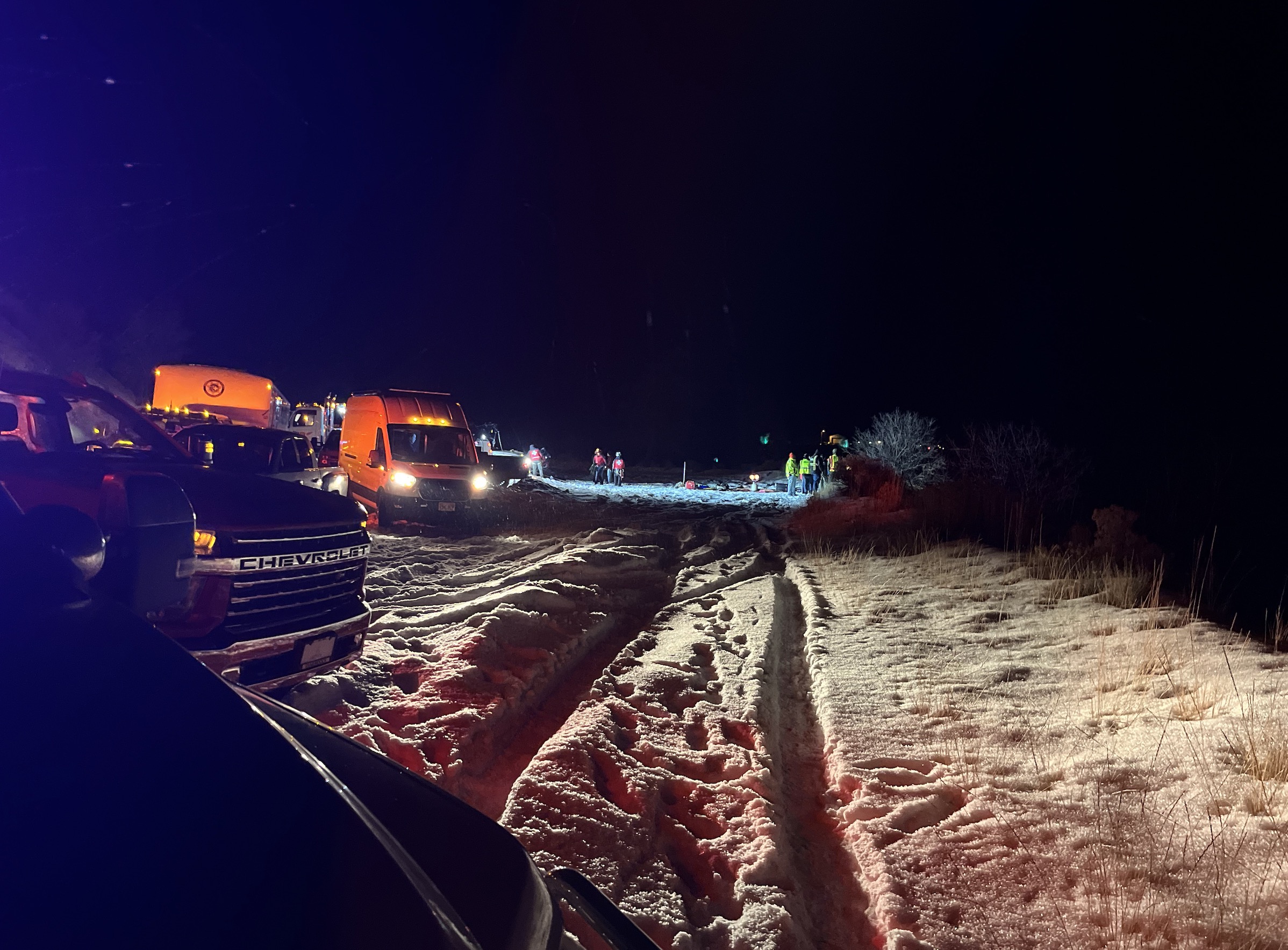 Man dead after vehicle crashes into Pineview Reservoir