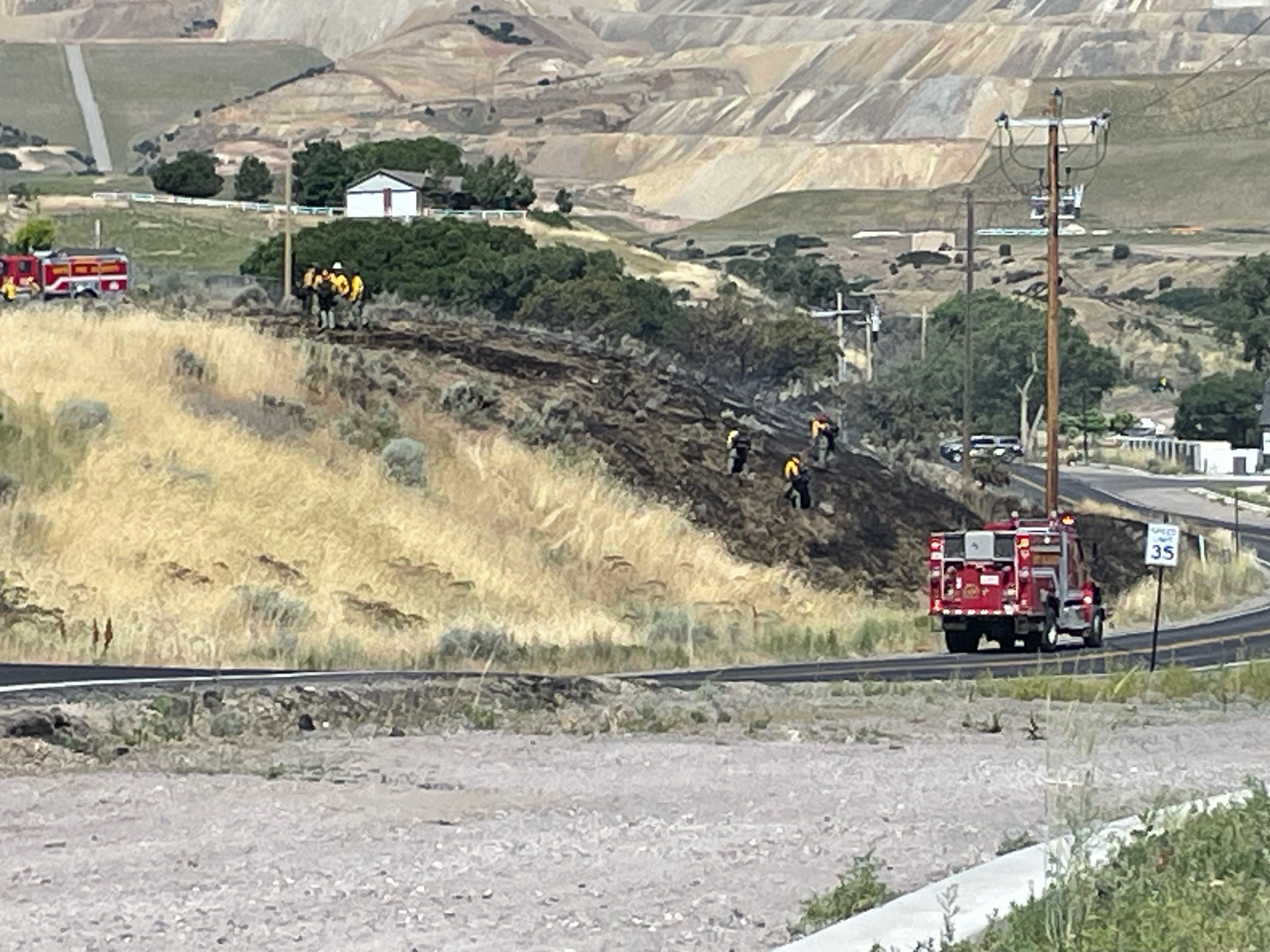 Herriman field fire causes power outage; crews go 'above and beyond' to