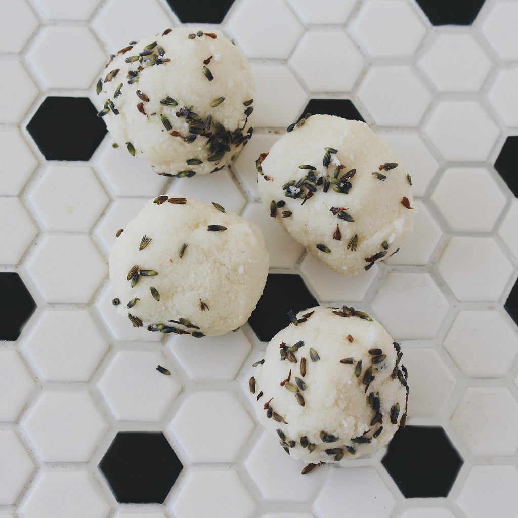 Do Lavender And Honey Smell Good Together? Lavender Tips