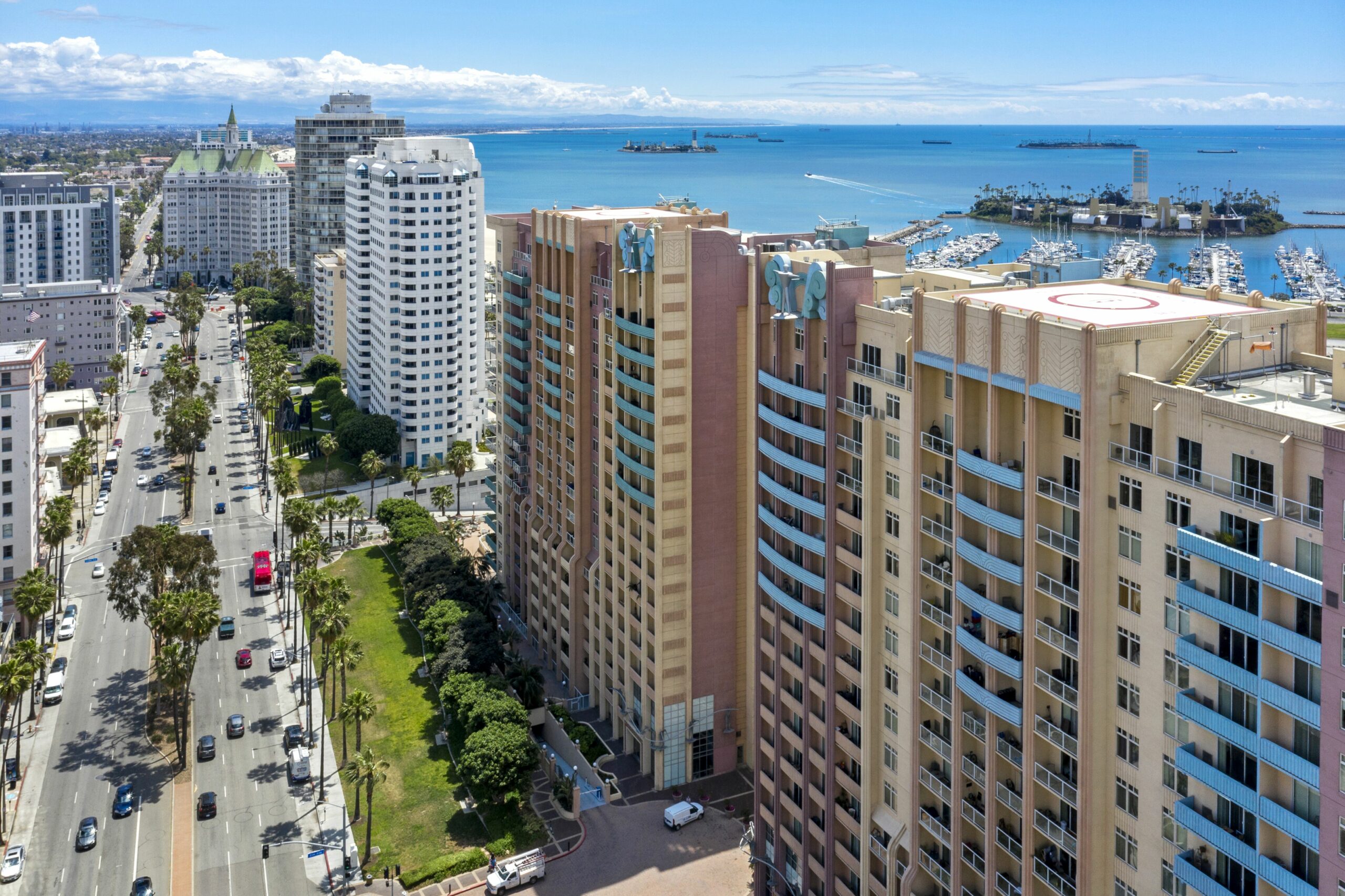 Enjoy a milliondollar view, for about a million dollars • Long Beach