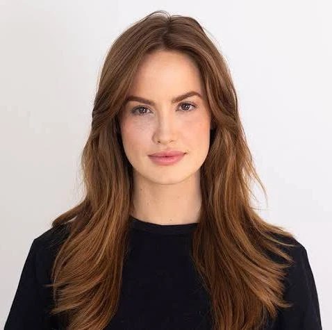 Haley Kalil Age Net Worth Biography 2025 Career Highlights - Mabumbe