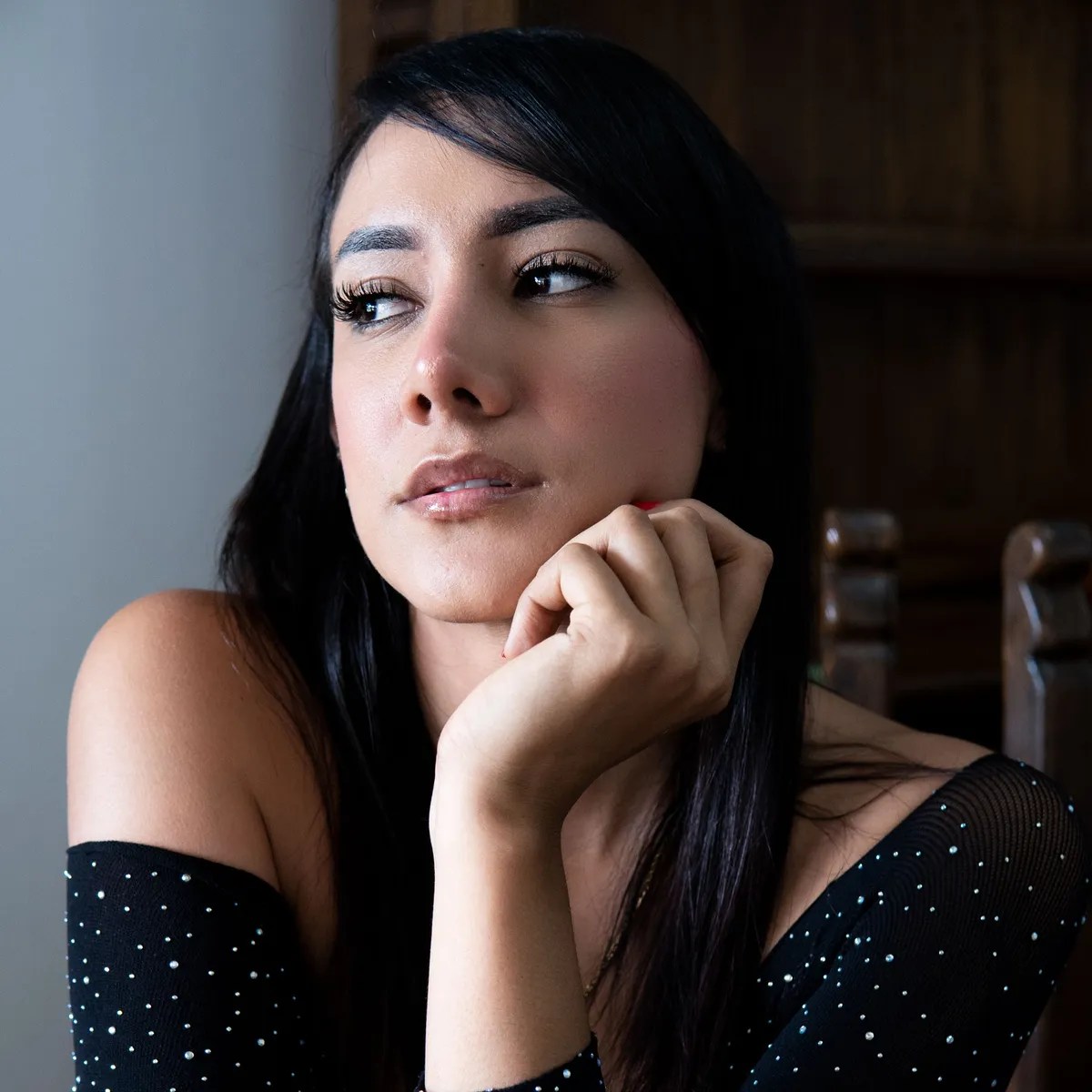 ANA JONESS ⭐ (@AnaJoness) | Instagram & Twitter profiles in Magic.ly