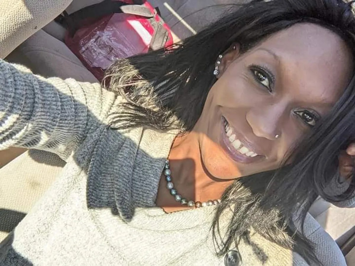 Justine Irby Bates ⭐ (Justbates84) Instagram & CashApp profiles in