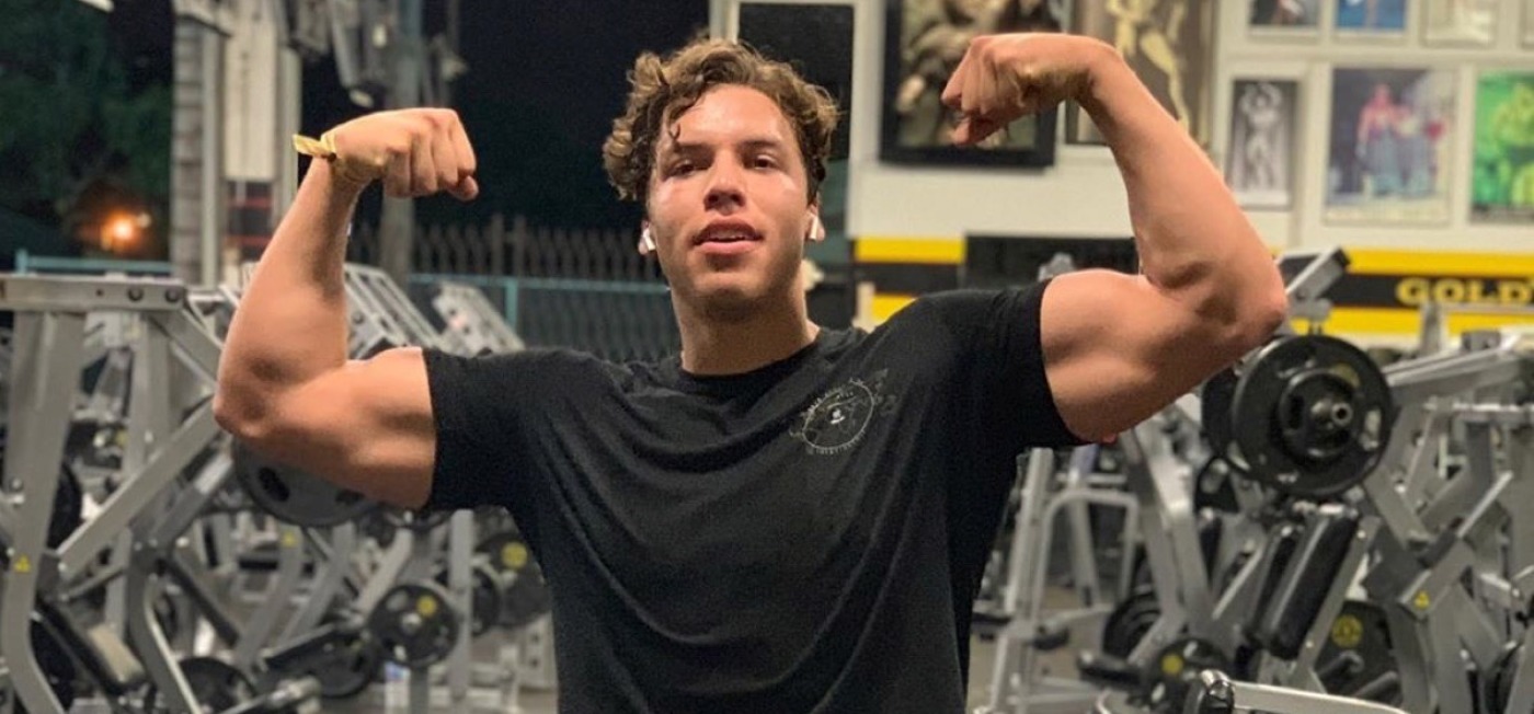 He's a commercial puppet, yet a personal icon. Arnold Schwarzenegger's Son Joseph Baena Recreates His Dad ...