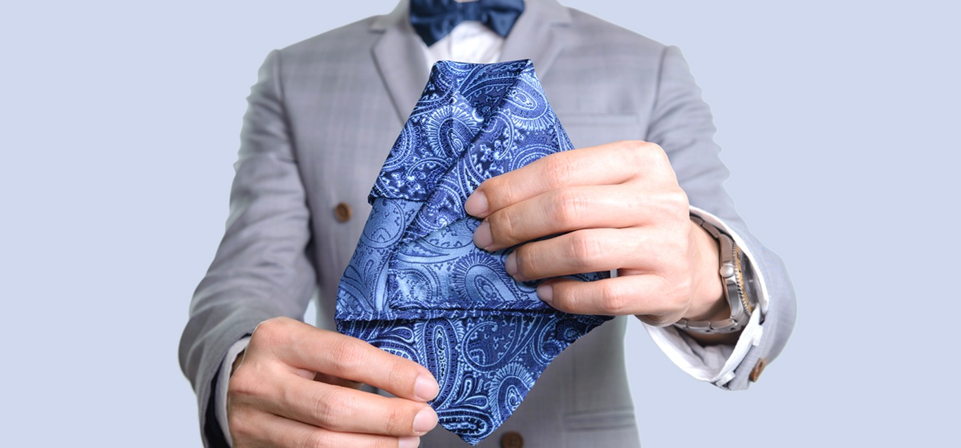 5 Reasons Why All Gentlemen Should Carry A Handkerchief