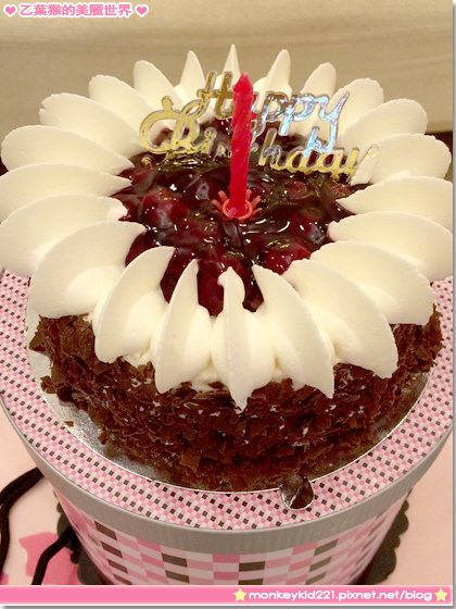 最后再跟他说声,生日快乐啦,哈!