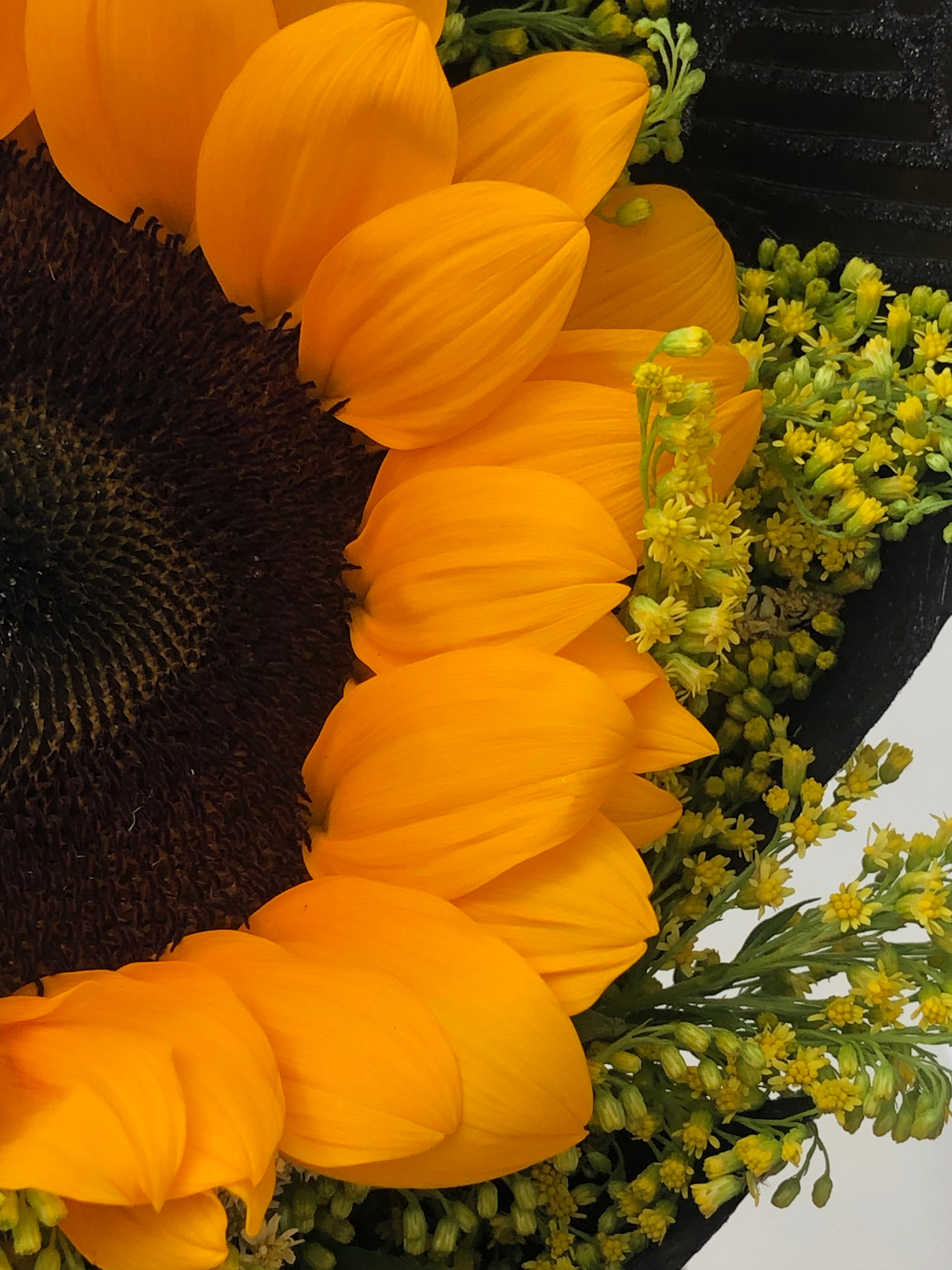 Sunflower Bouquet / myLot